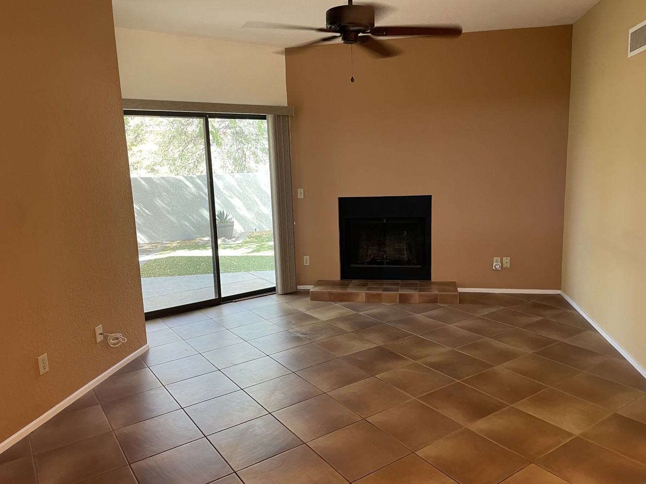 5573 N Crystal Mist Pl - Photo 5 of 28