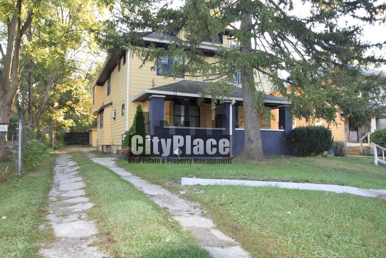 23 S Spencer Ave - Photo 3 of 22