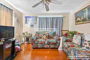 124 3rd St #2F - Photo 1 of 1