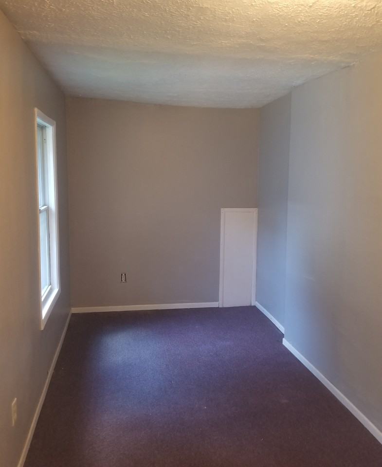 338 Tremont St - Photo 2 of 9