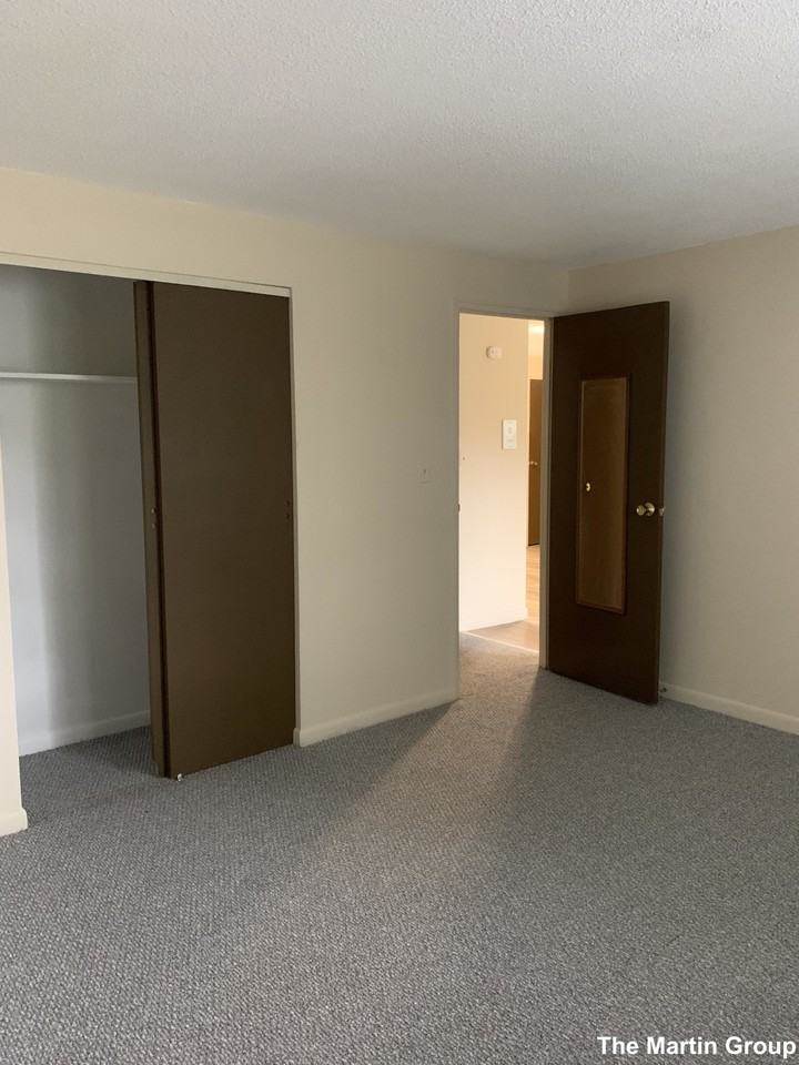 74 Craigie St #24 - Photo 5 of 10