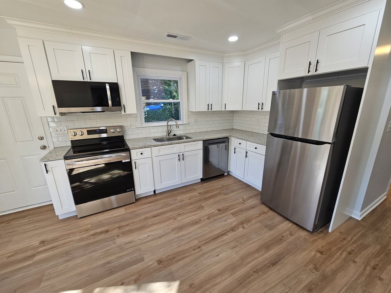 2800 S Ridge Dr #NA - Photo 4 of 19