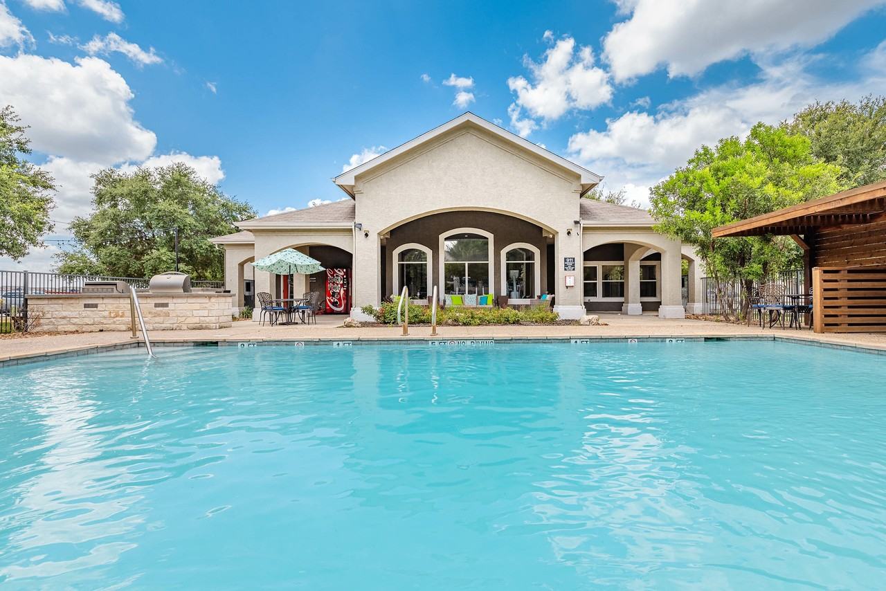 Trailside Apartments - Photo 5 of 42