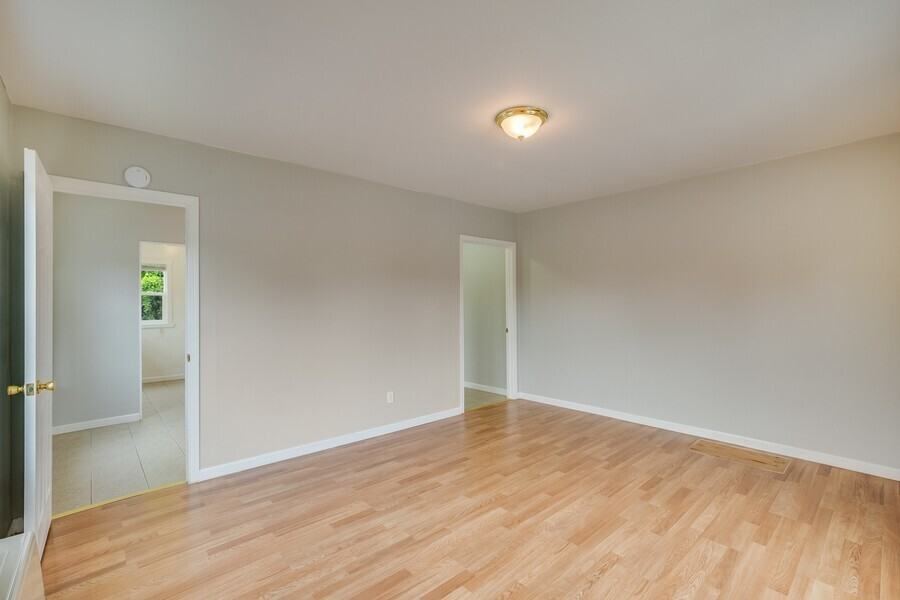 2648 Sacramento St - Photo 2 of 14