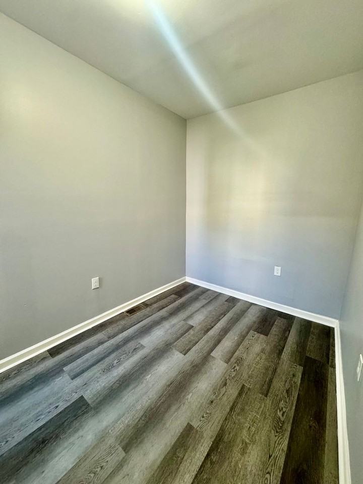 2661 N Colorado St - Photo 3 of 12