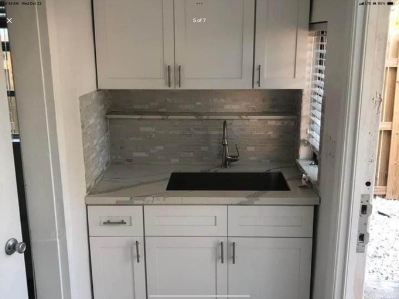 230 Sw 15th St #C - Photo 4 of 7