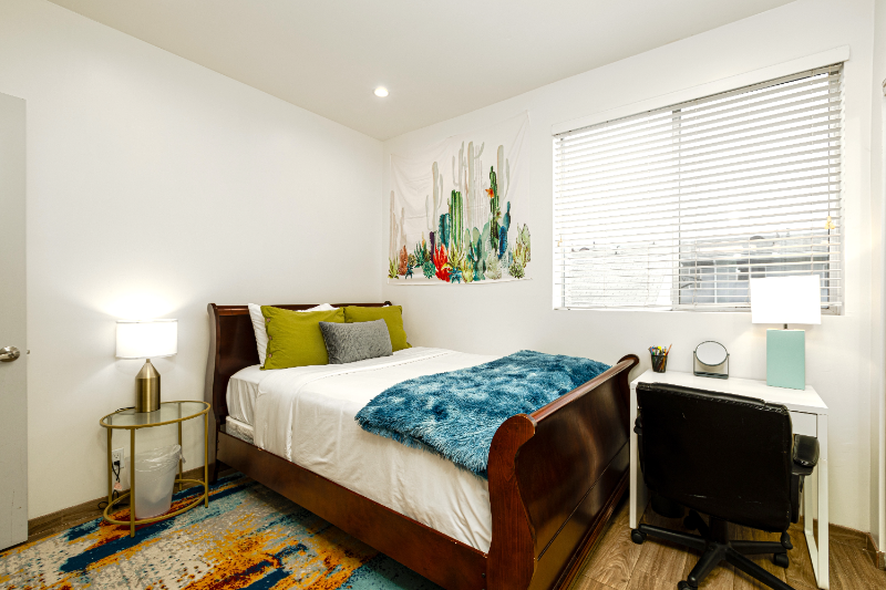 953 N Normandie Ave #204 - Photo 3 of 20