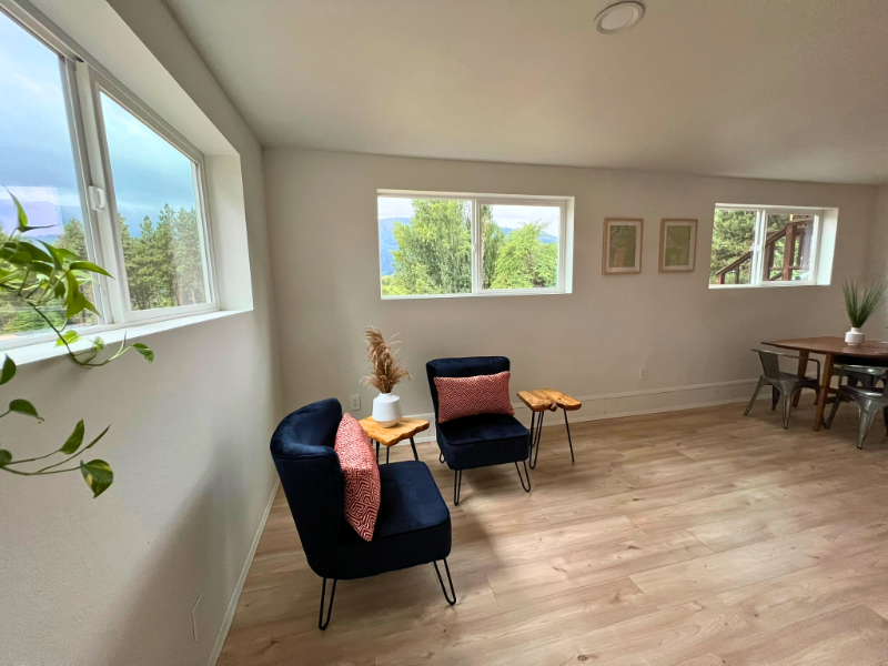 11156 North Rd - Photo 2 of 9