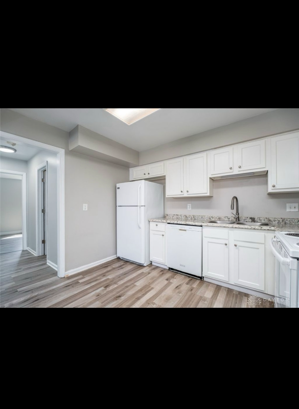 45 Edgebrook Drive #2 - Photo 2 of 12