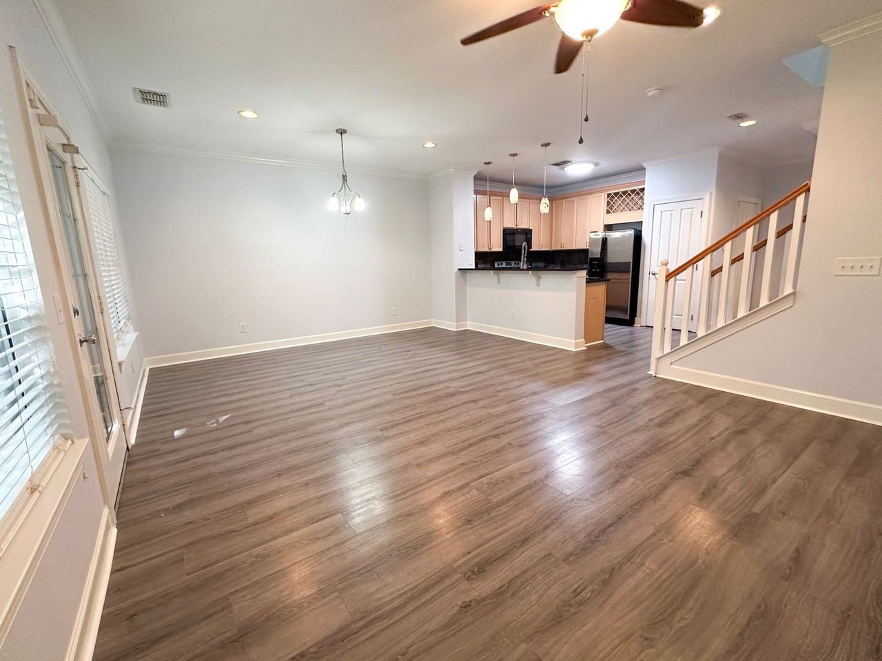 104 Southhaven Cir - Photo 4 of 28