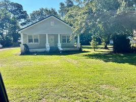 featured image of 213 Quaker Rd