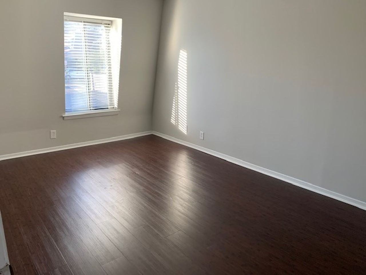 1865 Poplar Woods Cir E - Photo 7 of 7