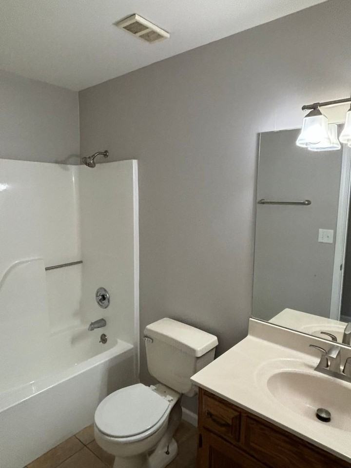 5011 Bethel St - Photo 2 of 15