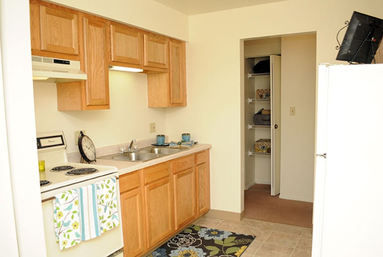 Arbor Glen Apartments - Photo 6 of 20