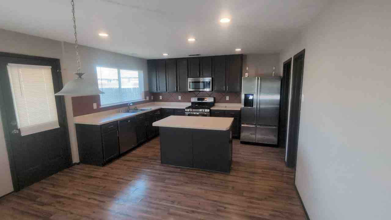 6125 Shad Dr - Photo 6 of 14