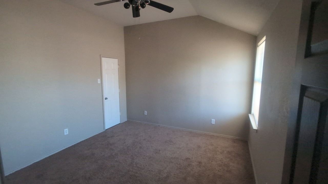 6125 Shad Dr - Photo 7 of 14