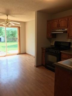 813 Birch St Sw #NA - Photo 3 of 6