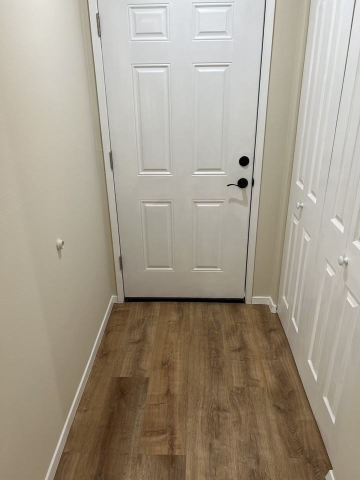 433 Webster Ave #NA - Photo 2 of 13