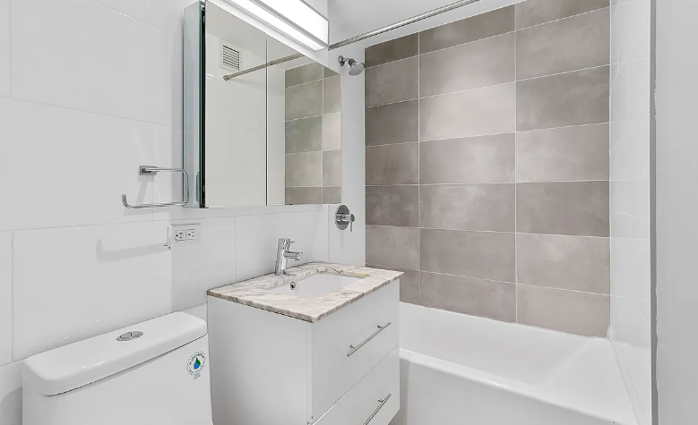 234 E 40th St #PH3 - Photo 6 of 10