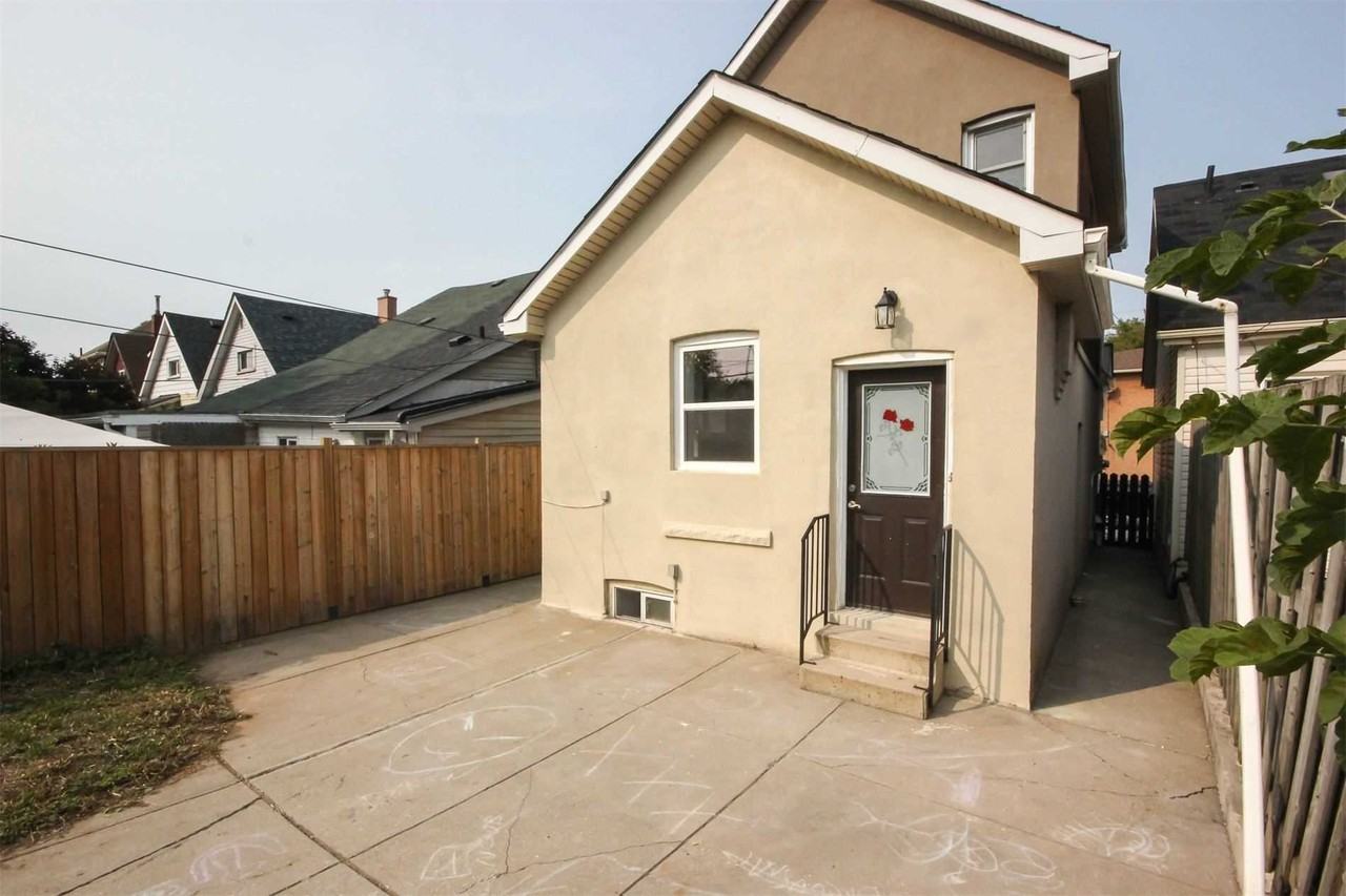 58 Burton Street - Photo 7 of 34