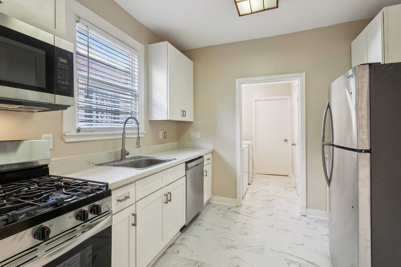 2209 Broadway St #NA - Photo 4 of 18