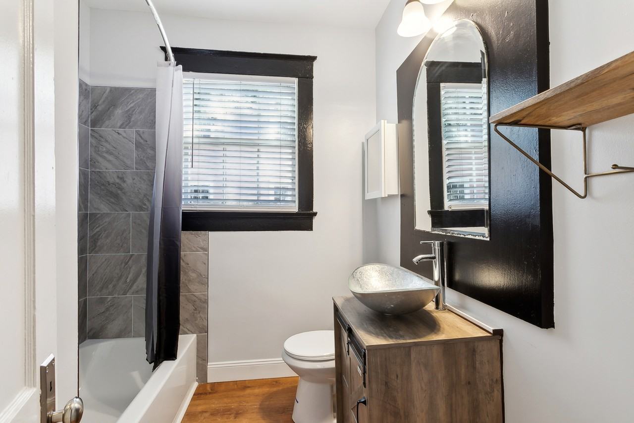 2209 Broadway St #NA - Photo 6 of 18