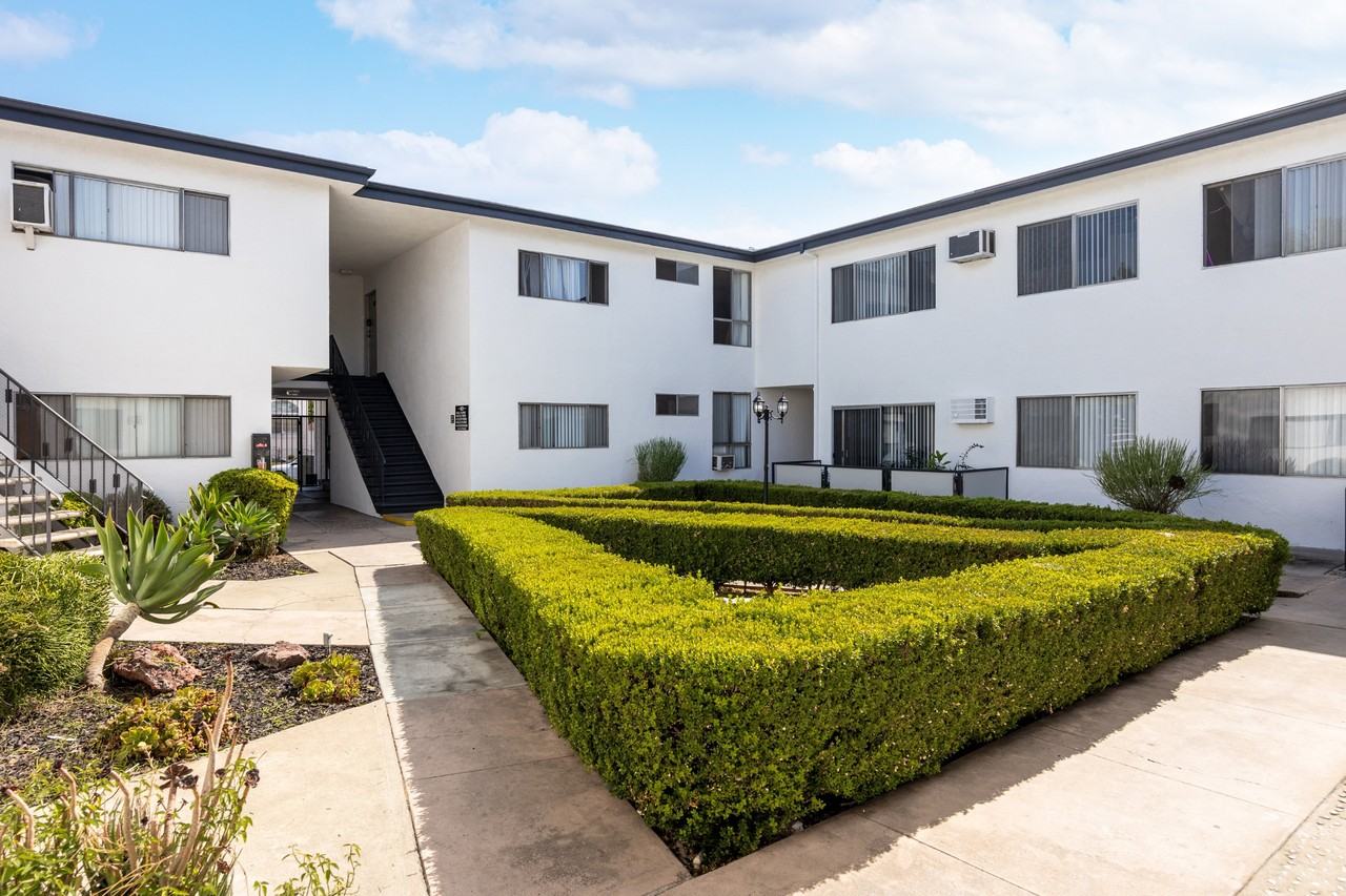 Prospect Plaza Apartments - Photo 2 of 16