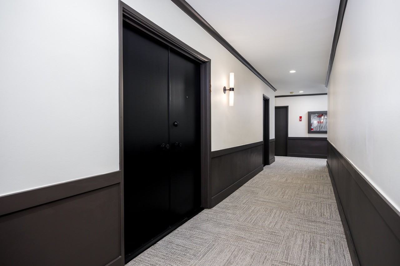 Euclid Place Apartments - Photo 3 of 37