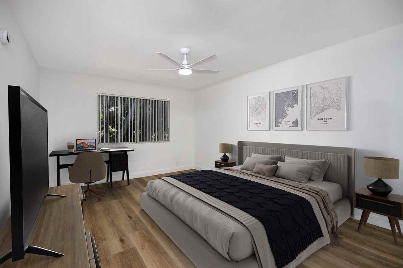 Euclid Place Apartments - Photo 7 of 37