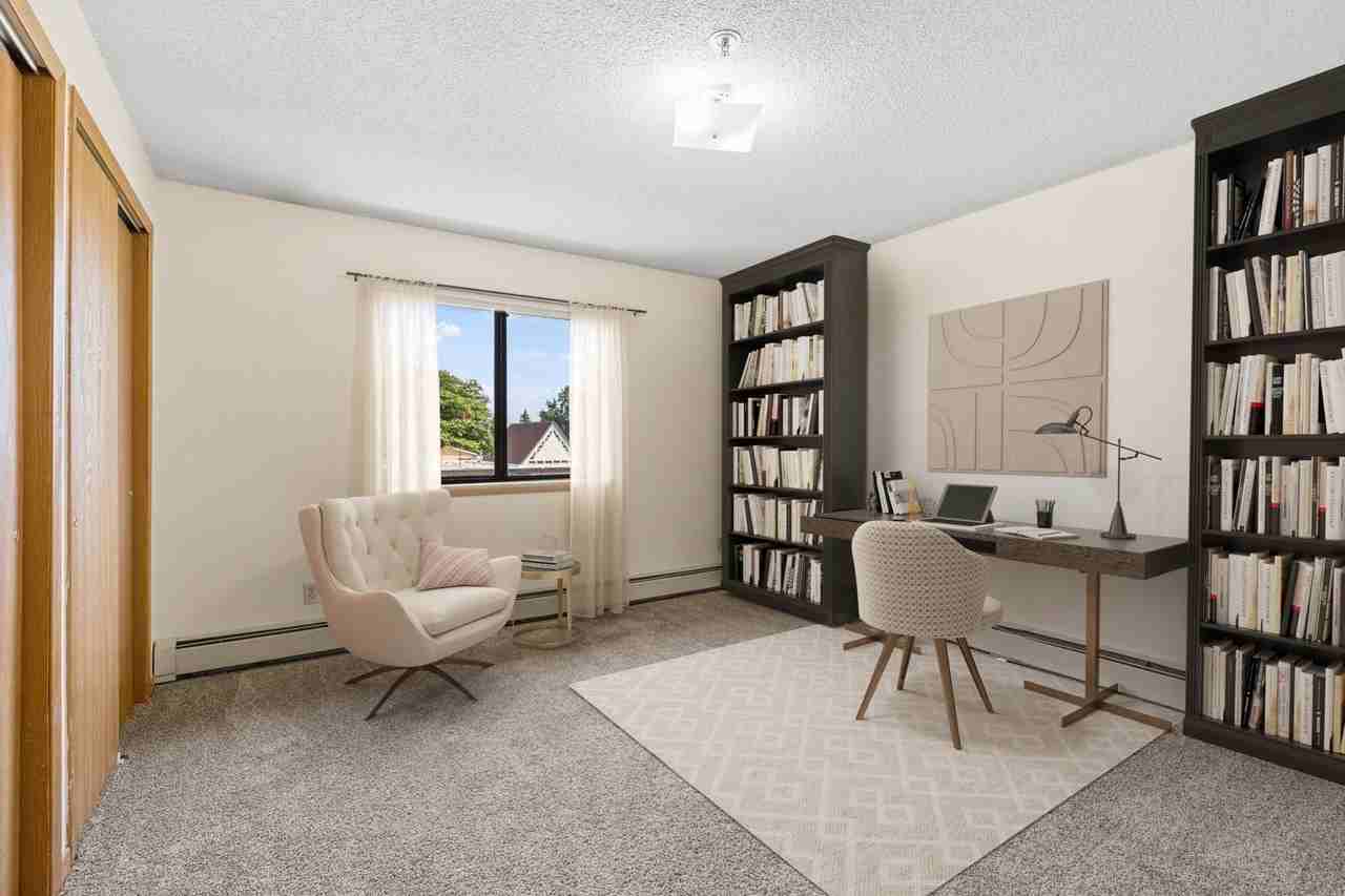 Camelot Square Living - Photo 4 of 12