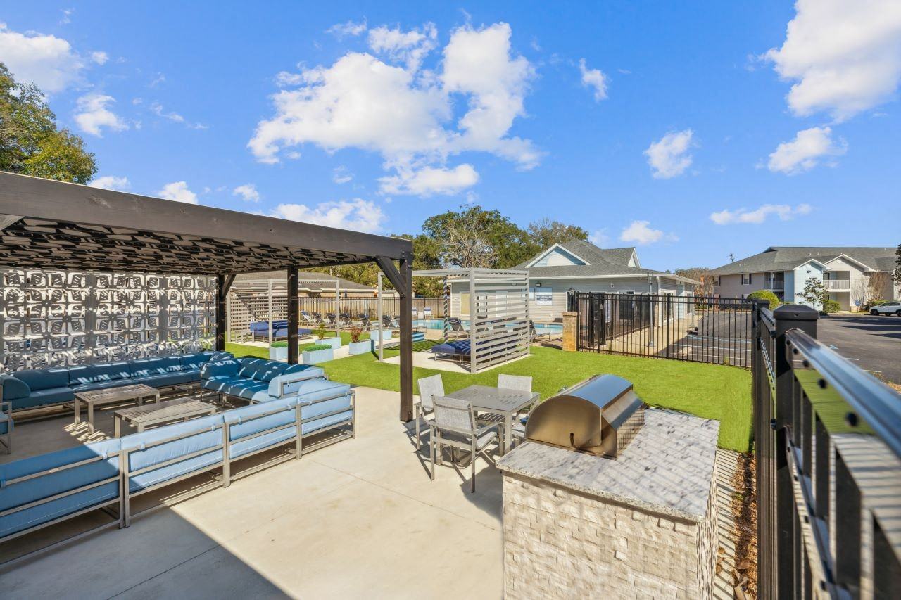 The Aria - Photo 6 of 12