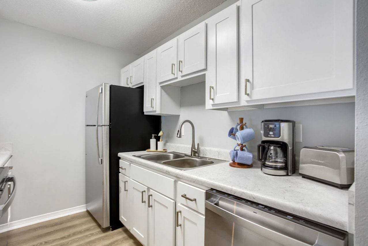 Emerald Shores - Photo 2 of 17