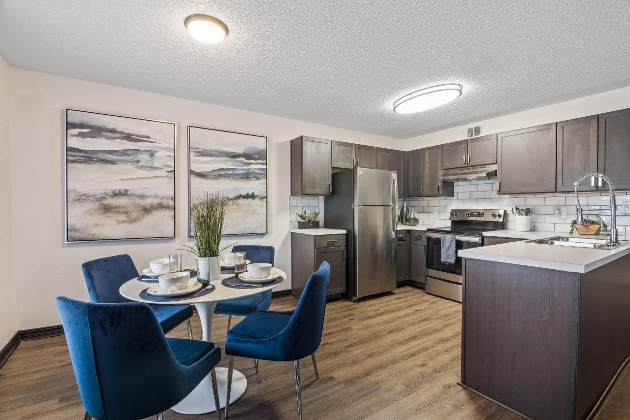 The Lorient - Photo 6 of 18