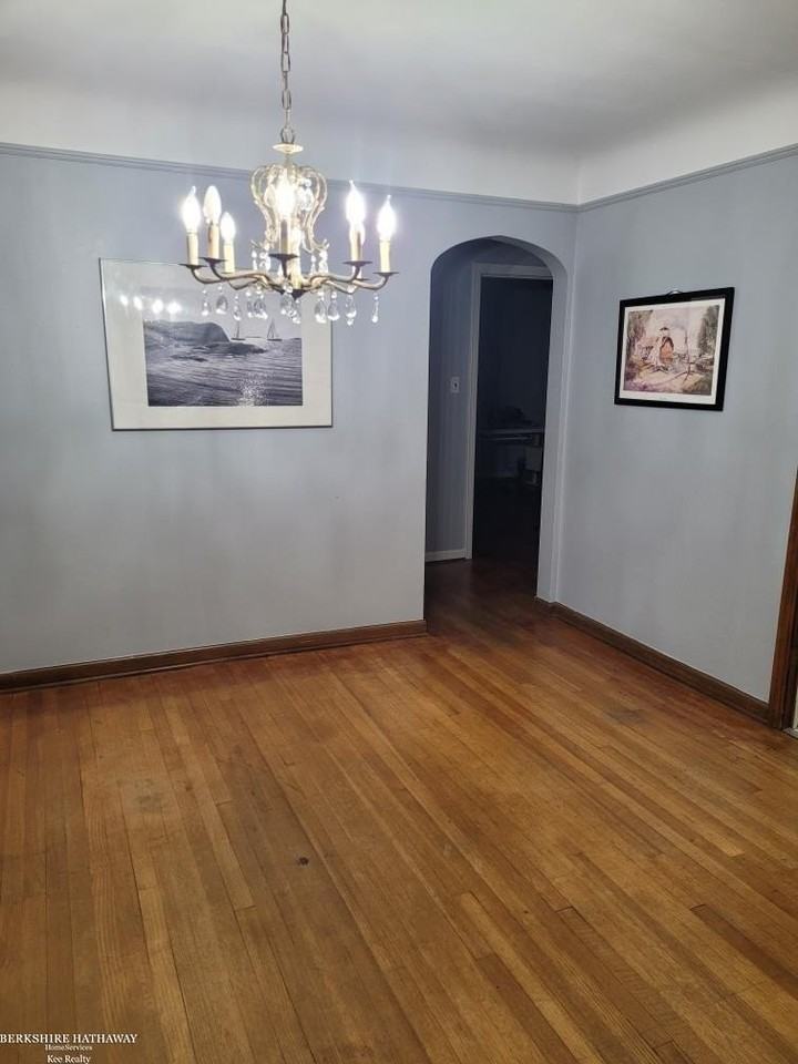 499 Neff Rd - Photo 3 of 17