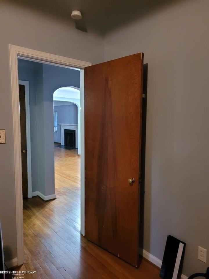 499 Neff Rd - Photo 7 of 17