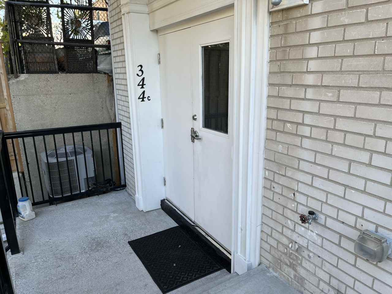 344 Marlee Ave - Photo 3 of 20