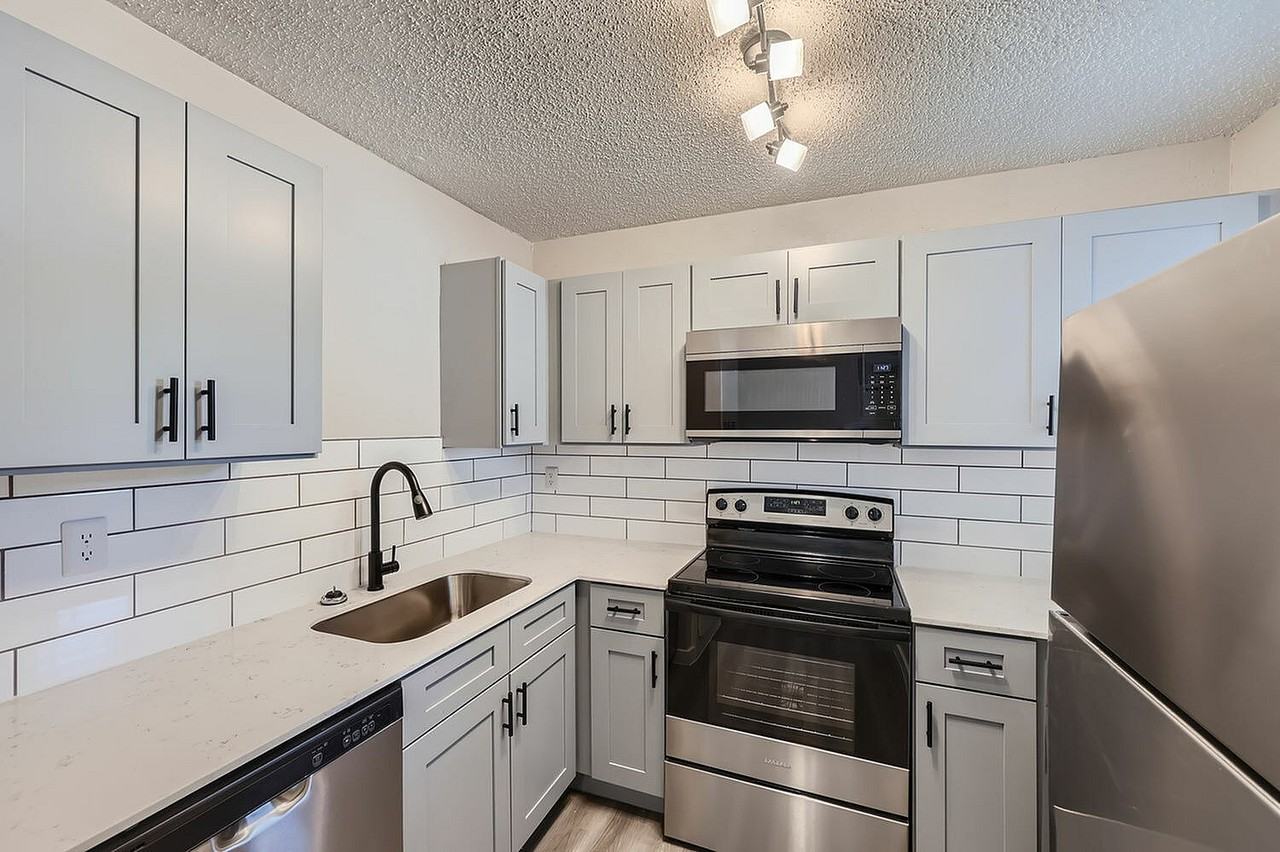 Rise West Arlington - Photo 4 of 50