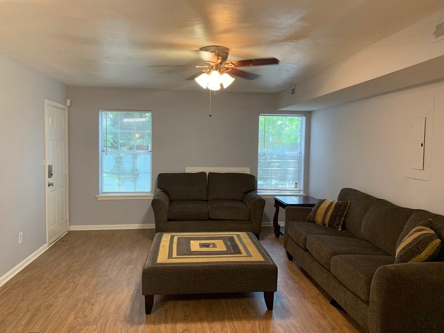 1284 West 41st Street - Photo 4 of 10