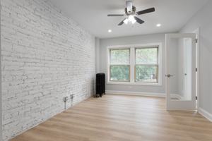 featured image of 1627 W Chase Ave