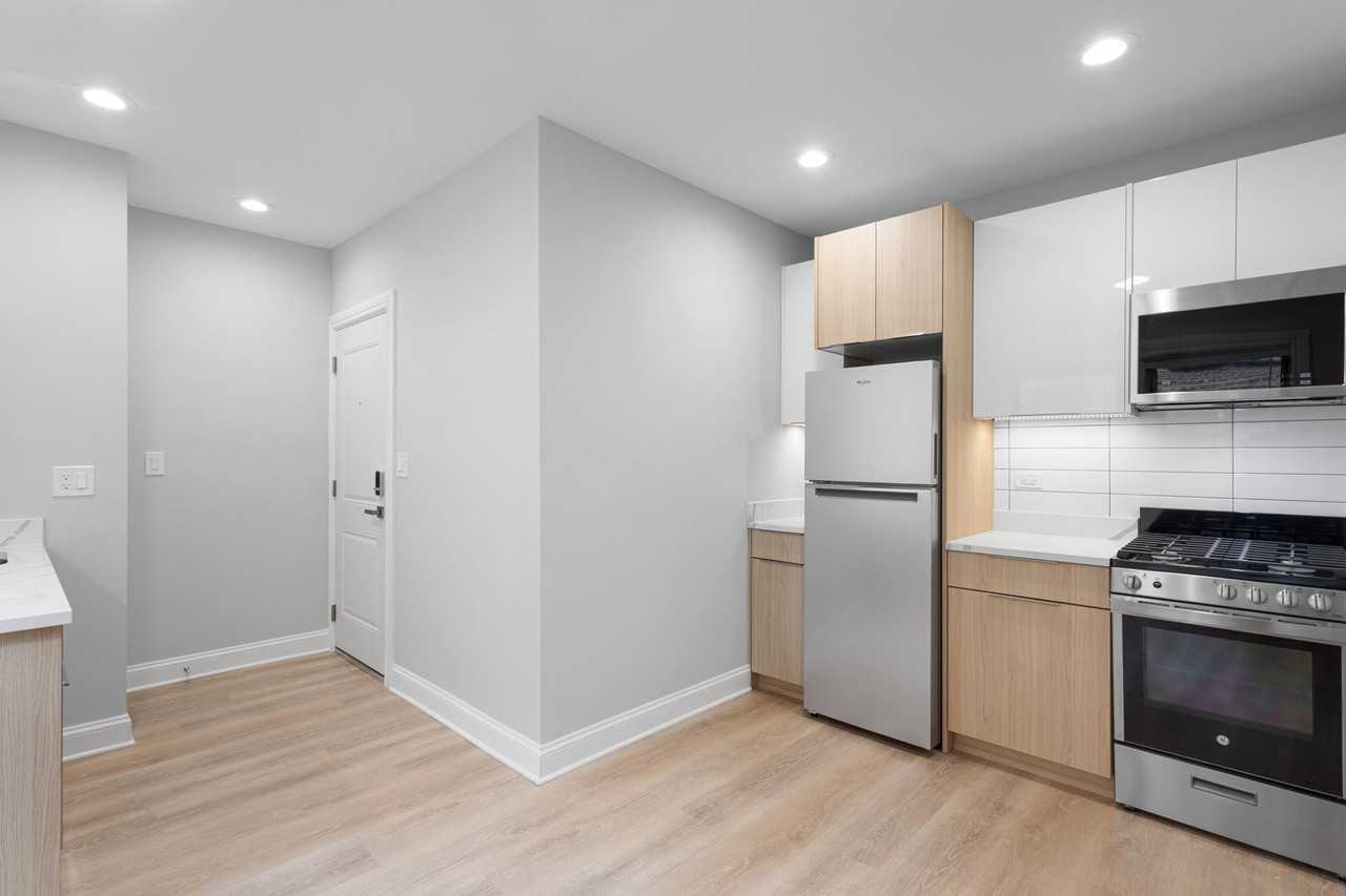 The Chase Court - Photo 7 of 26