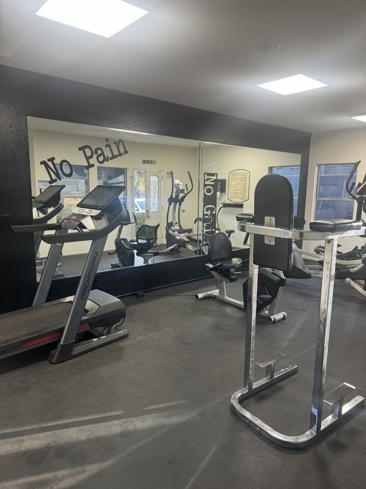 Sierra Village - Photo 5 of 24