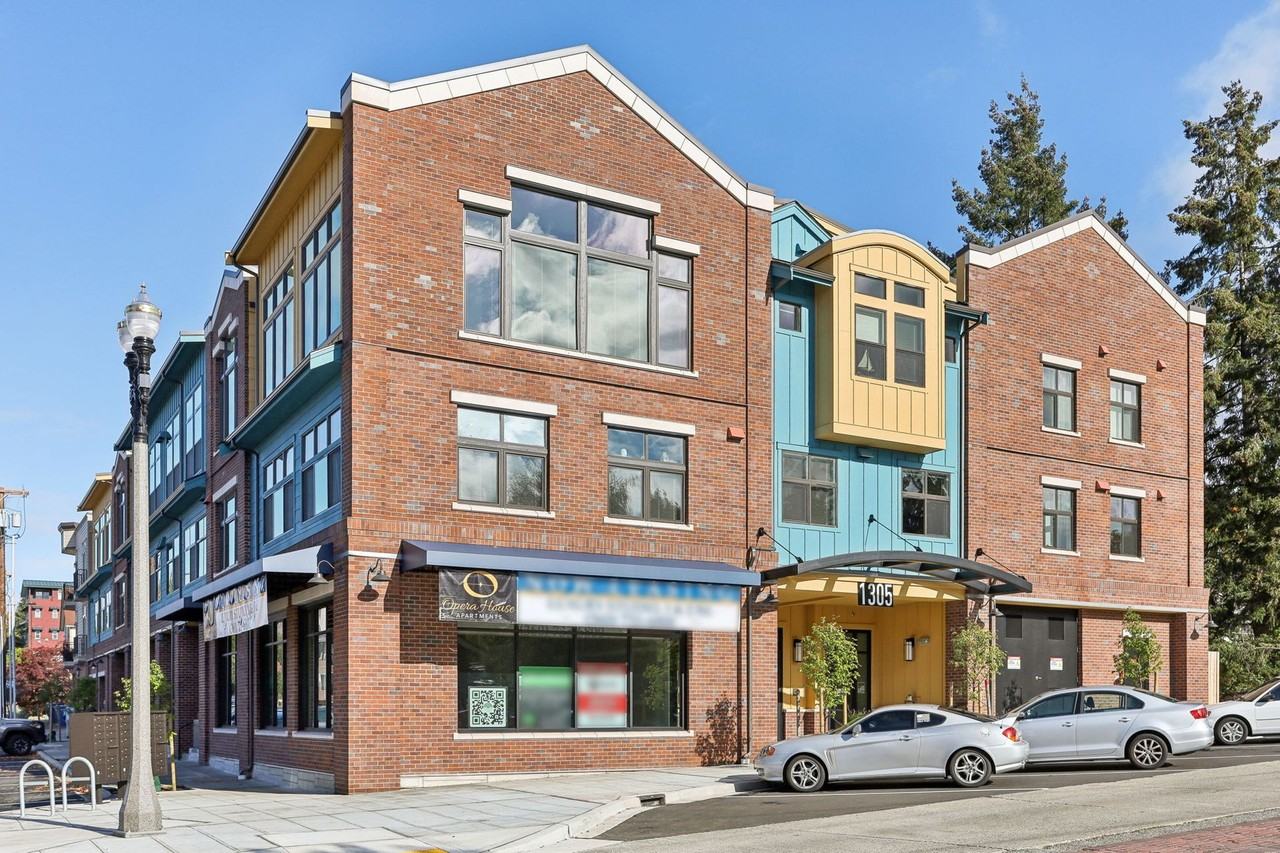 Opera House - Photo 3 of 50