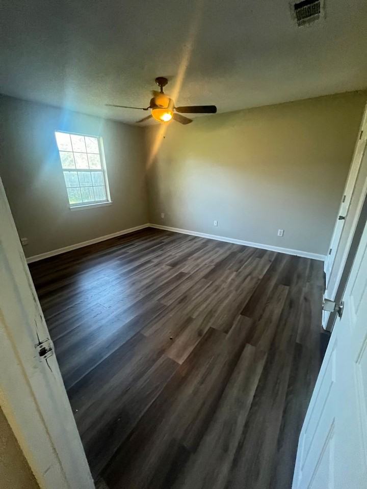 1429 Abrahms Aly - Photo 7 of 15