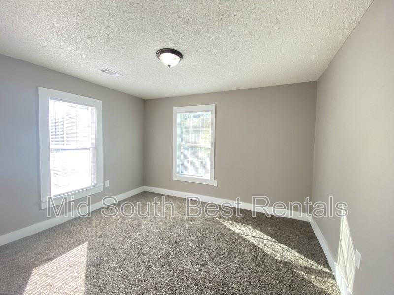 8100 W 35th St - Photo 4 of 8