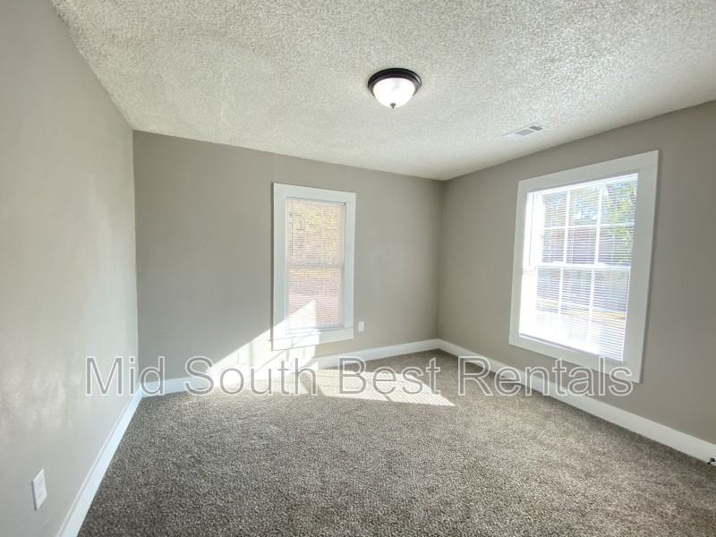 8100 W 35th St - Photo 5 of 8