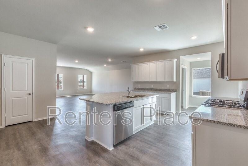 40 Stonegate Dr - Photo 3 of 19