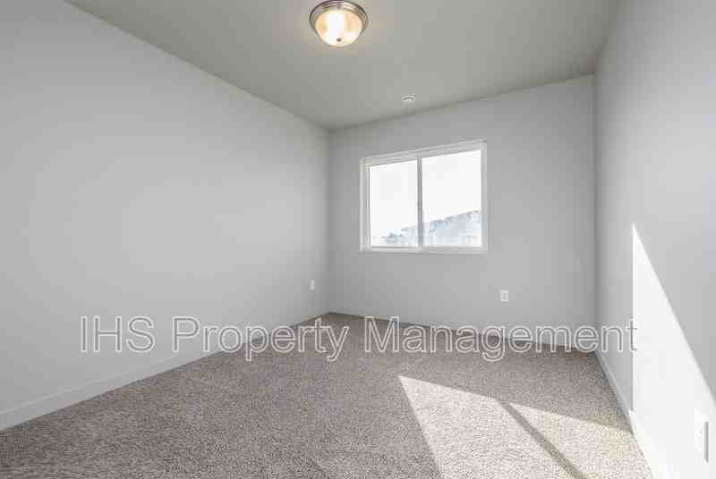 2405 Ronan St #C - Photo 6 of 15