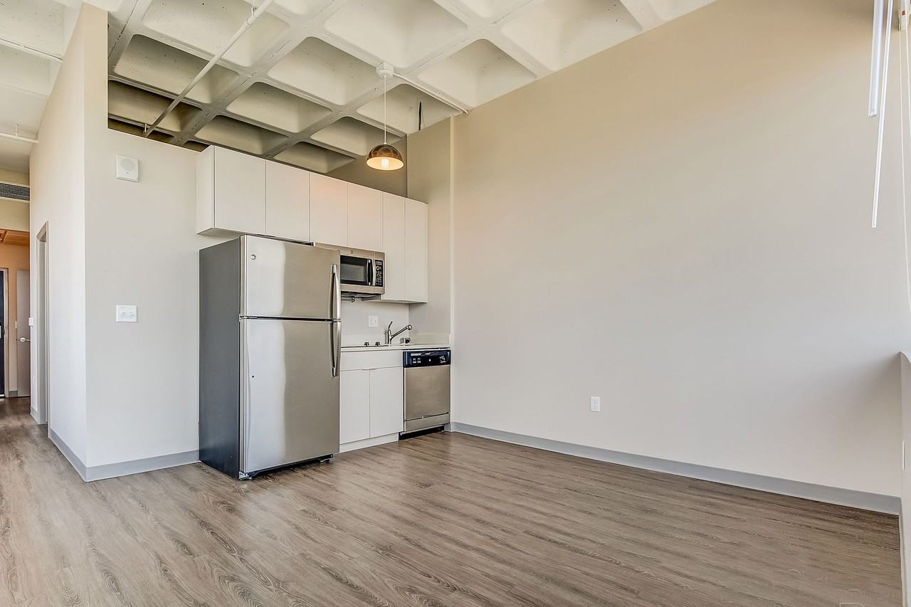 735 West by 3L Living - Photo 2 of 23