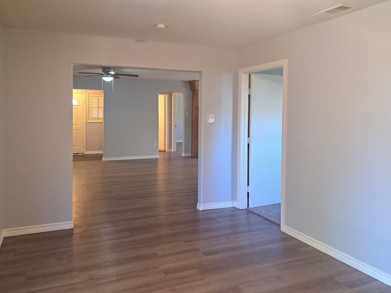 54161 Bryant St - Photo 6 of 22