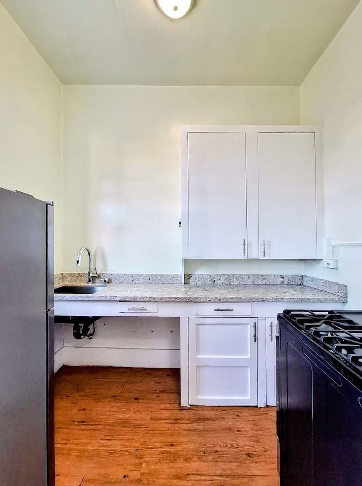 30 S 8th St #7 - Photo 3 of 14